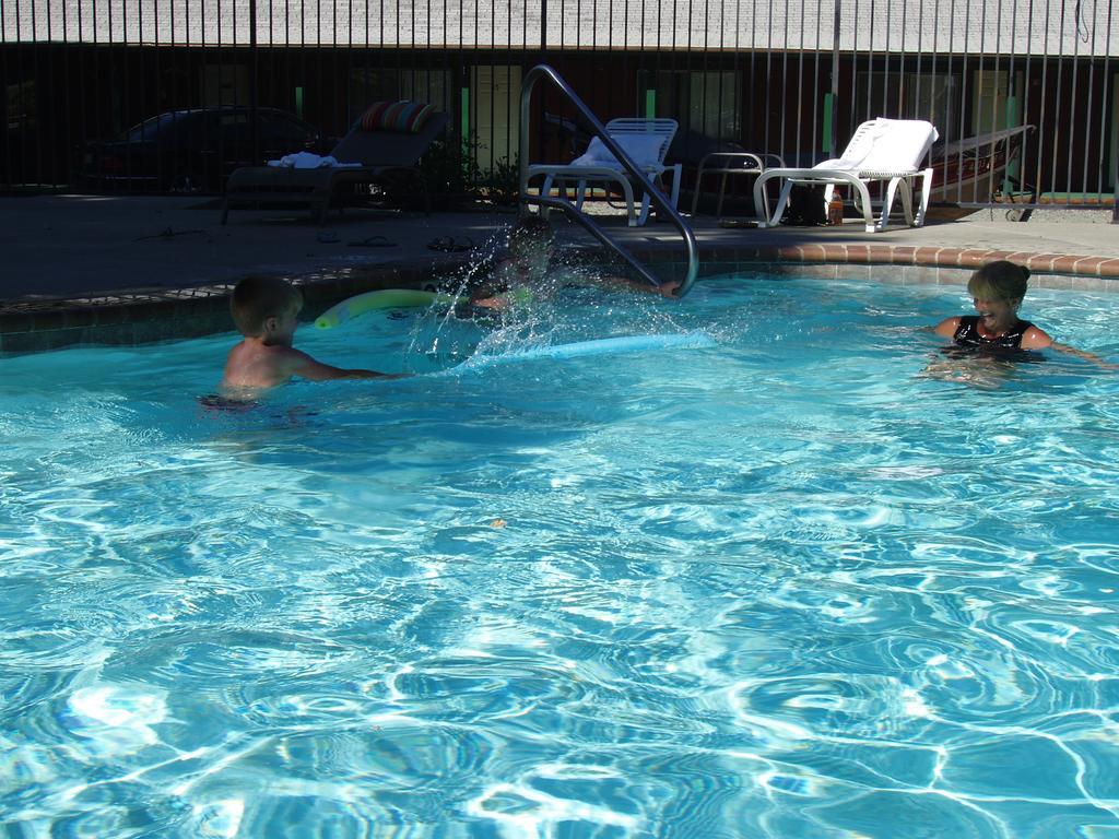 Indian Creek Lodge Douglas City Luaran gambar